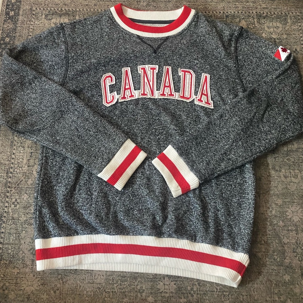 Canada Souvenir Sweatshirt